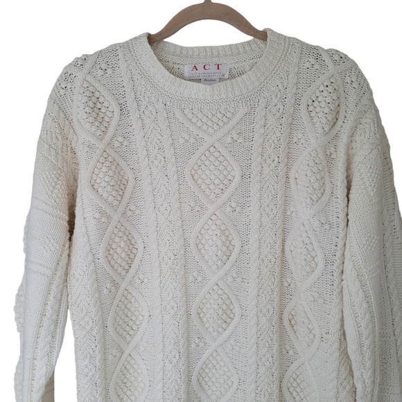 White Cable Knit Fisherman Sweater Handknit in Hong Kong Cotton & Ramie - Picture 3 of 8